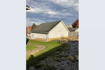 300 Winter Street, Crooksville, OH 43731 - Photo 8