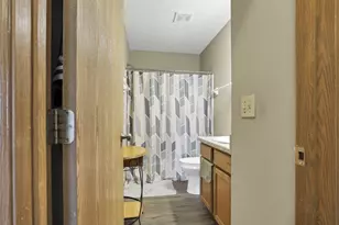 2700 Raphael Dr, Columbus, OH 43232 - Photo 24