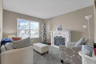 2700 Raphael Dr, Columbus, OH 43232 - Photo 8