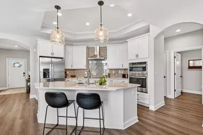 1636 Waterside Drive #D2, Circleville, OH 43113 - Photo 10