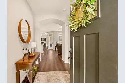 1636 Waterside Drive #D2, Circleville, OH 43113 - Photo 6