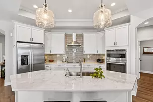 1636 Waterside Dr, Circleville, OH 43113 - Photo 10