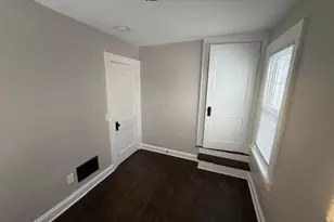 99-101 Tibet Rd, Columbus, OH 43202 - Photo 10