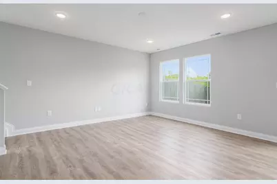 695 Erickson Avenue, Columbus, OH 43213 - Photo 14