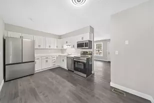 375 Darby Ct, Galloway, OH 43119 - Photo 14