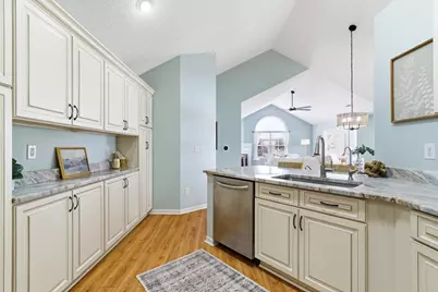 7336 Falls View Circle, Delaware, OH 43015 - Photo 10