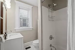 252 W Hubbard Ave, Columbus, OH 43215 - Photo 24