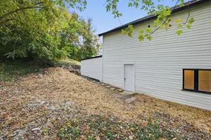 1041 Market St, Zanesville, OH 43701 - Photo 38