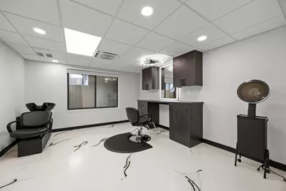 4588 Kenny Road, Columbus, OH 43220 - Photo 12