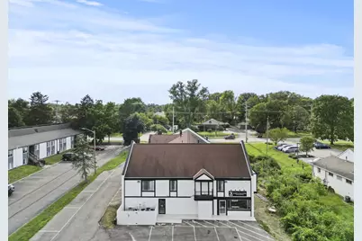 4588 Kenny Road, Columbus, OH 43220 - Photo 2