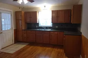 348 Cherry St, Marion, OH 43302 - Photo 8