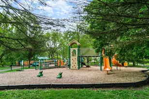 2674 Woodstock Rd, Upper Arlington, OH 43221 - Photo 46