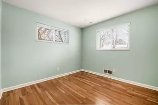 2674 Woodstock Rd, Upper Arlington, OH 43221 - Photo 22