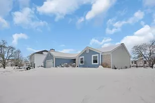 97 Crossing Pl, Johnstown, OH 43031 - Photo 2