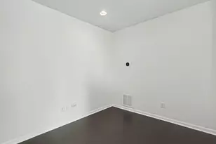 7048 Monarchos Dr, New Albany, OH 43054 - Photo 10