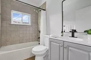 180 N Harding Rd, Columbus, OH 43209 - Photo 18