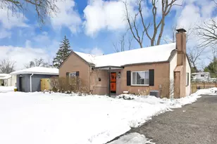 180 N Harding Rd, Columbus, OH 43209 - Photo 8