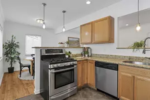 180 N Harding Rd, Columbus, OH 43209 - Photo 2