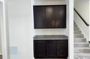 276 Dowler Dr, South Bloomfield, OH 43103 - Photo 4