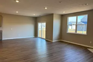 274 Dowler Dr, South Bloomfield, OH 43103 - Photo 10