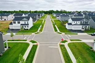 330 Honeysuckle St, South Bloomfield, OH 43103 - Photo 34