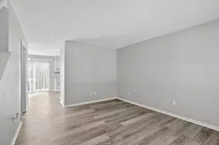 5730 Crossing Ct, Columbus, OH 43231 - Photo 8