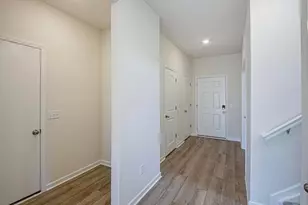 328 Honeysuckle St, South Bloomfield, OH 43103 - Photo 22