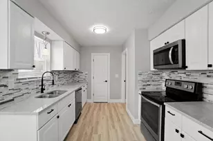 5018 Charming Ct, Columbus, OH 43231 - Photo 14