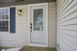5018 Charming Ct, Columbus, OH 43231 - Photo 6