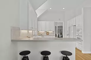 2022 Lake Shore Dr, Columbus, OH 43204 - Photo 14