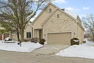 2022 Lake Shore Dr, Columbus, OH 43204 - Photo 4