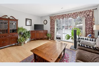 2071 Tamarin Drive #9C, Columbus, OH 43235 - Photo 6