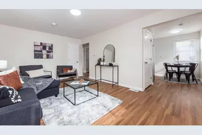 1386 E 22nd Avenue, Columbus, OH 43211 - Photo 1