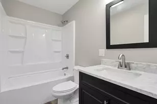 1673 Liscomb Rd, Columbus, OH 43207 - Photo 14