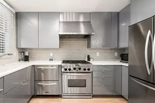 802 N 4th St, Columbus, OH 43215 - Photo 24