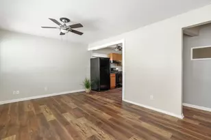 4105 Elbern Ave, Whitehall, OH 43213 - Photo 8