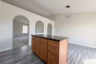 5691 Matuka Dr, Columbus, OH 43232 - Photo 14