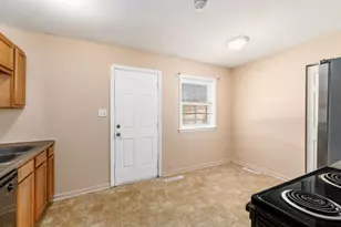 1469 Burlington Ave, Columbus, OH 43227 - Photo 10