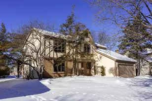 7081 Wendy Trail Ln, Dublin, OH 43017 - Photo 2