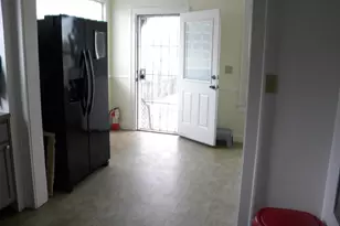 574 Townsend Ave, Columbus, OH 43223 - Photo 12