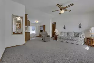 104 Vine St, New Lexington, OH 43764 - Photo 8