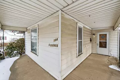 104 S Pierce Avenue, Lancaster, OH 43130 - Photo 6