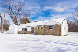 6 Edgewood Blvd, Mount Vernon, OH 43050 - Photo 1