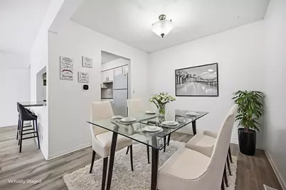 5258 Captains Court #E, Columbus, OH 43220 - Photo 2