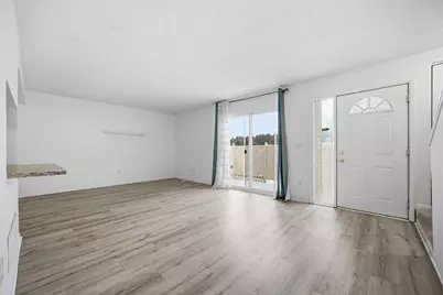 5258 Captains Court #E, Columbus, OH 43220 - Photo 6