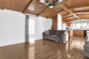 4150 Martinsburg Dr, Columbus, OH 43207 - Photo 12