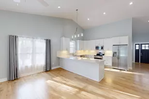 363 Highland Hills Cir, Howard, OH 43028 - Photo 12