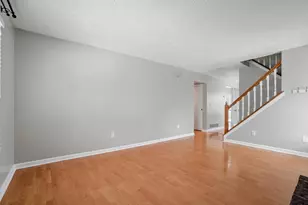 4920 McPartlan Ct, Columbus, OH 43221 - Photo 6