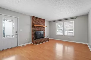 4920 McPartlan Ct, Columbus, OH 43221 - Photo 8