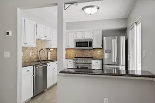 4920 McPartlan Ct, Columbus, OH 43221 - Photo 14